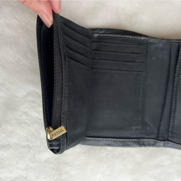 Fossil Wallet Ellis Multifunctional Black Leather - Picture 9 of 14